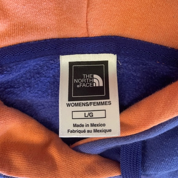 The North Face Women’s L Two-Toned Hoodie - Picture 4 of 5